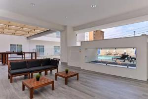 Holiday Inn Express & Suites - Mission Valley, an IHG Hotel, San Diego