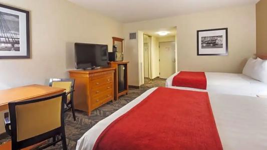 Best Western Plus Bayside Inn - 80