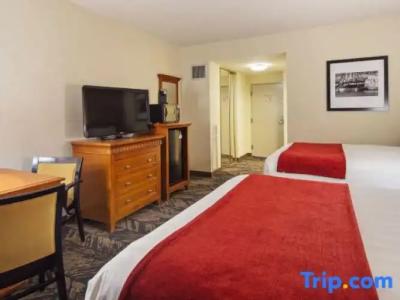 Best Western Plus Bayside Inn - 51