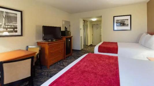 Best Western Plus Bayside Inn - 61