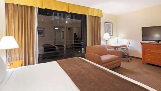 Best Western Plus Bayside Inn - 121