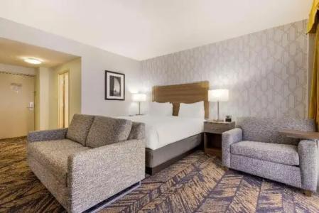 Best Western Plus Bayside Inn - 106