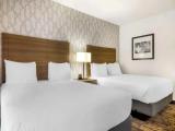 Standard Quadruple room with balcony and with pool view