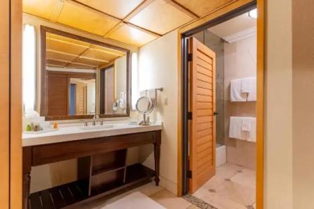 Pacific Terrace - 40