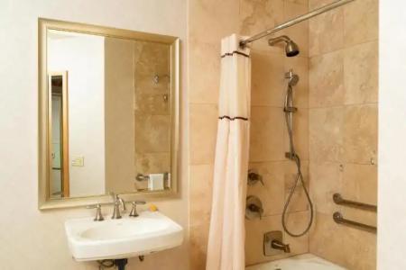 Pacific Terrace - 52