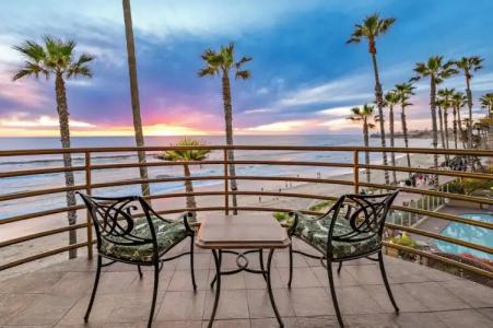 Pacific Terrace - 141