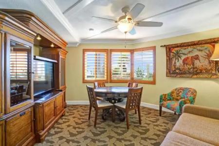 Pacific Terrace - 131