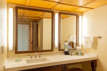 Pacific Terrace - 95