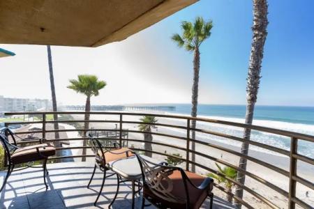 Pacific Terrace - 140