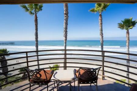 Pacific Terrace - 139