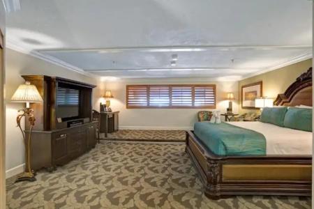 Pacific Terrace - 35