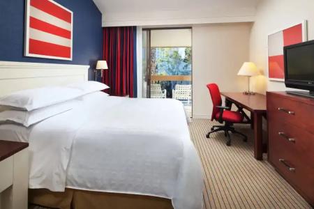 Sheraton San Diego & Marina - 3