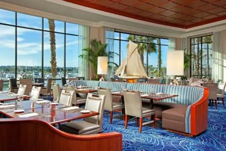 Sheraton San Diego & Marina - 10