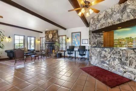 Best Western Plus Hacienda Old Town - 9