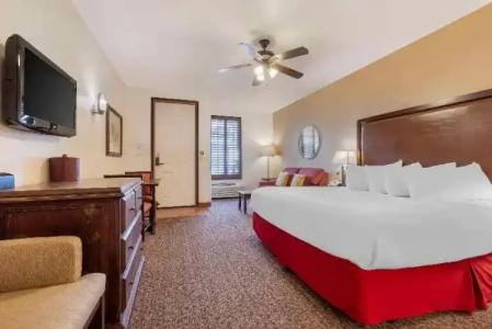 Best Western Plus Hacienda Old Town - 37