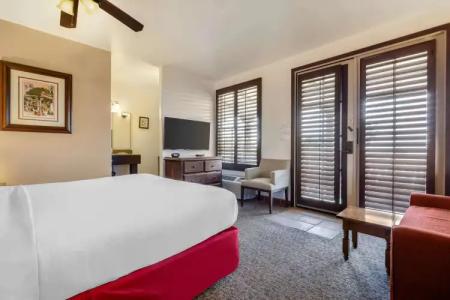 Best Western Plus Hacienda Old Town - 3