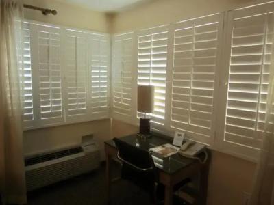 PB Surf Beachside Inn - 8