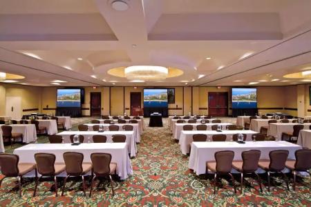 Catamaran Resort and Spa - 17