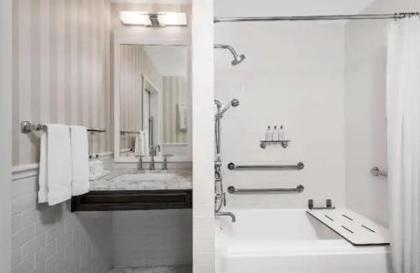 L'Auberge Del Mar Resort and Spa - 67