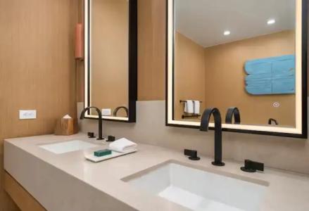 Hilton San Diego Gaslamp Quarter - 73