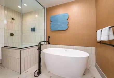 Hilton San Diego Gaslamp Quarter - 74