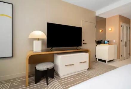 Hilton San Diego Gaslamp Quarter - 38