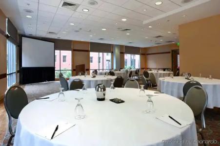 Hilton San Diego Gaslamp Quarter - 13