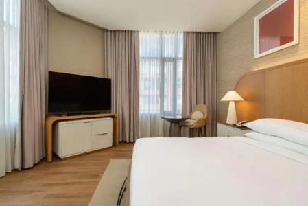 Hilton San Diego Gaslamp Quarter - 3