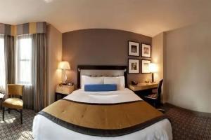 The Latham Hotel, Philadelphia