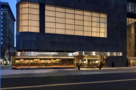 Loews Philadelphia