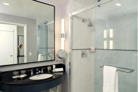 Loews Philadelphia - 26