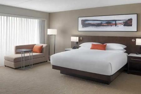 Delta Philadelphia Airport - 55