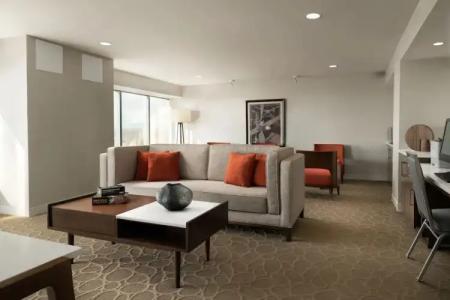 Delta Philadelphia Airport - 49