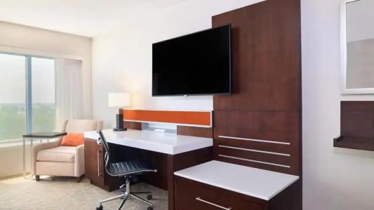 Delta Philadelphia Airport - 9