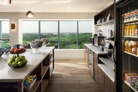 Delta Philadelphia Airport - 47