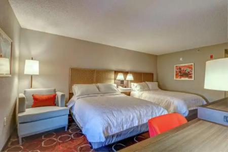 Hampton Inn Tropicana - 59