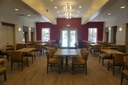 Hampton Inn Tropicana - 36