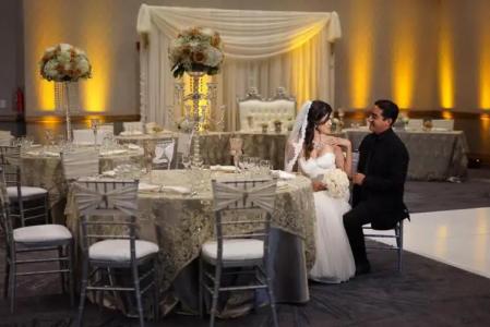 Hampton Inn Tropicana - 40