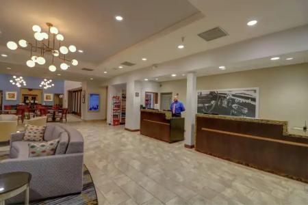 Hampton Inn Tropicana - 1