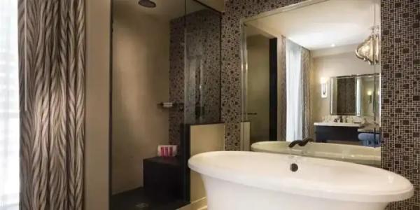 The Cromwell & Casino - 78