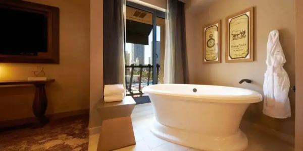 The Cromwell & Casino - 58