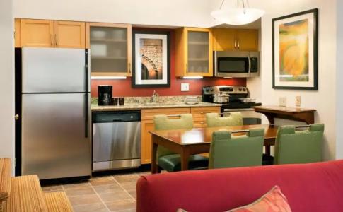 Residence Inn by Marriott Las Vegas Convention Center - 10