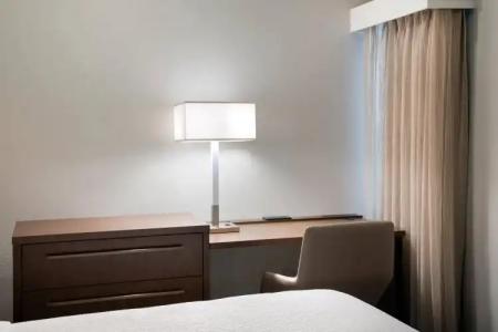 Residence Inn by Marriott Las Vegas Convention Center - 36