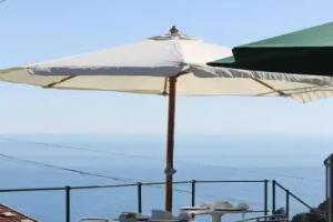Affittacamere PZ, Vernazza