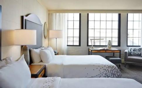 Renaissance New Orleans Arts Warehouse District - 1