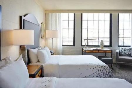 Renaissance New Orleans Arts Warehouse District - 51