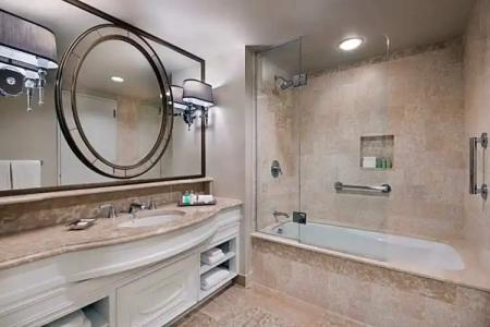 The Windsor Court - 57