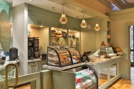 The Windsor Court - 47