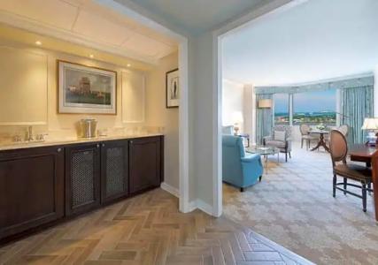 The Windsor Court - 94