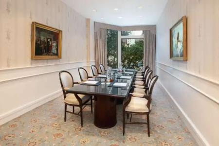 The Windsor Court - 16